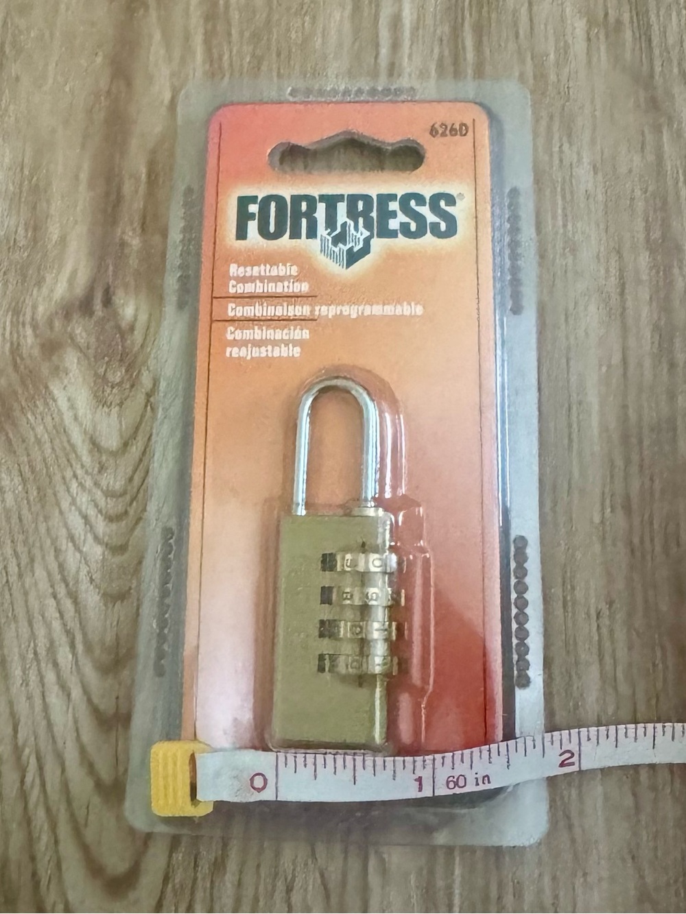 Master Lock FORTRESS 626D Combination Padlock Resettable 4-Dial Brass Finish - Picture 4 of 5